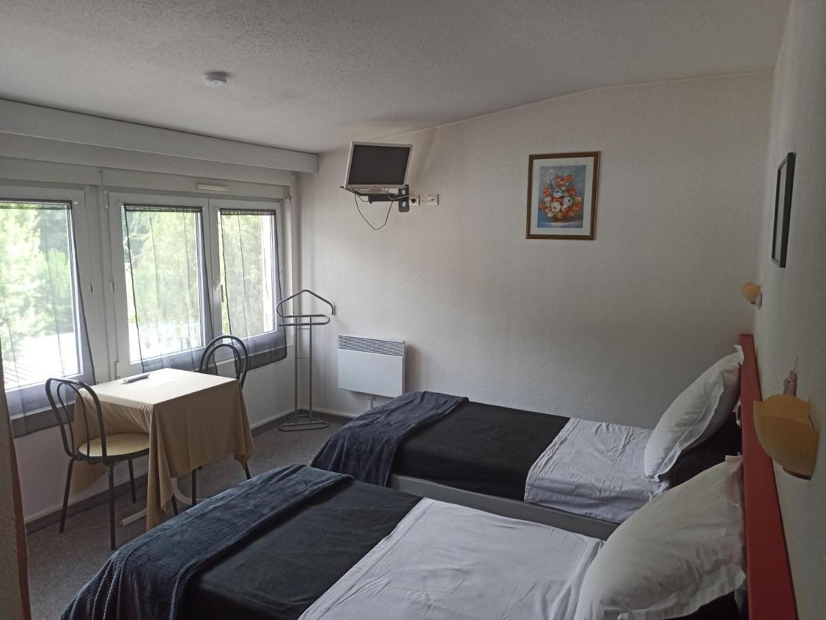 La Pierre Blanche Hotel Luzenac Eksteriør billede